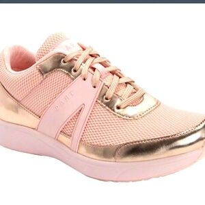 Alegria Traq Qarma Smart Walking Shoe